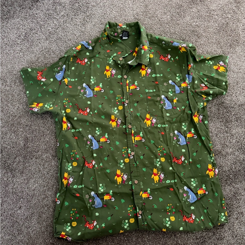 Disney Winnie the Pooh button up shirt. Size XXL
